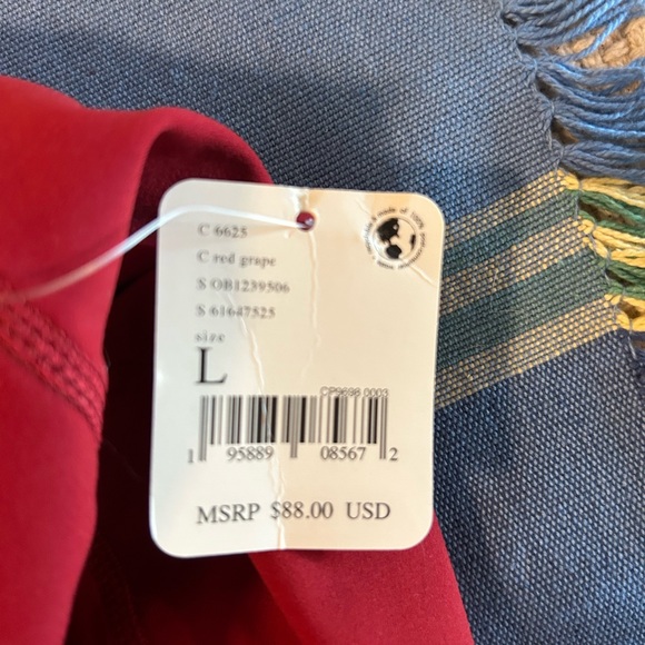 Free People movement yoga pants with cute twist at bottom! NWT! - Picture 6 of 8